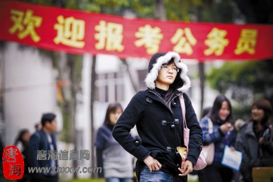 27日，22.4万考生参加的公务员“省考”开锣 羊城晚报记者 陈文笔 通讯员 周继鑫 摄